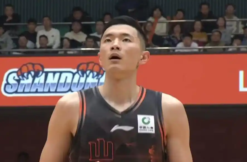 官方渠道-山东男篮神秘强援空降！保密封神+惊喜压哨，全力冲刺广州补赛！